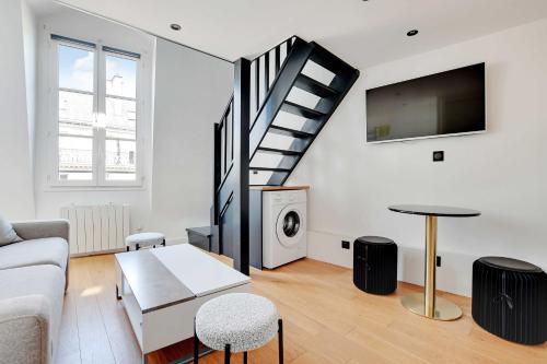 Charming apt with ac -Rue des Archives- le marais 1