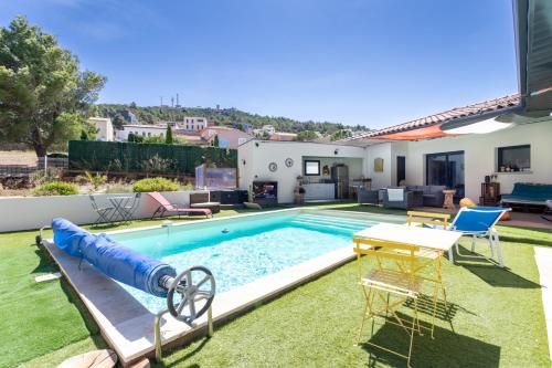 Les Garrigues Ensoleillées gîte à louer Feuilla