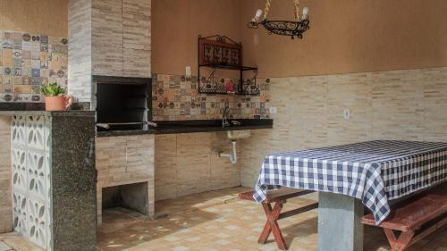 设施服务, Piscina Aquecida, Ar Cond, Área Gourmet, Bilhar, Wi-Fi (Piscina Aquecida, Ar Cond, Area Gourmet, Bilhar, Wi-Fi) in 博皮兰加