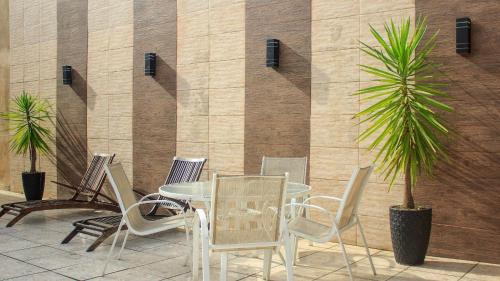设施服务, Piscina Aquecida, Ar Cond, Área Gourmet, Bilhar, Wi-Fi (Piscina Aquecida, Ar Cond, Area Gourmet, Bilhar, Wi-Fi) in 博皮兰加