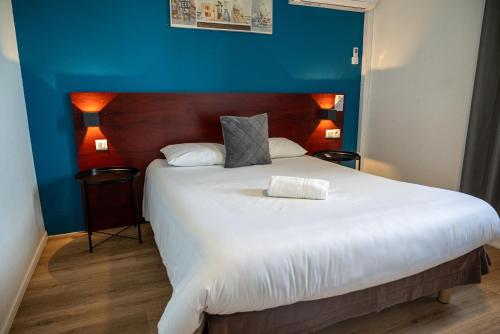 2 twin beds