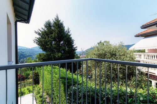 Three-Bedroom Apartment image 6