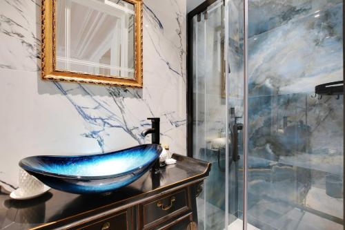 Luxurious flat - 4BD/8P - Arc de Triomphe - image 4