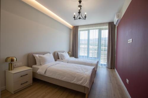 2 twin beds, 1 sofa bed