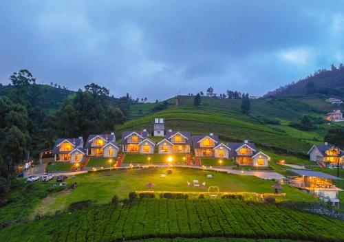 AJ Gable Clouds Ooty by VOYE HOMES - Serene Stay Near Avalanche Emerald Lake, Ooty