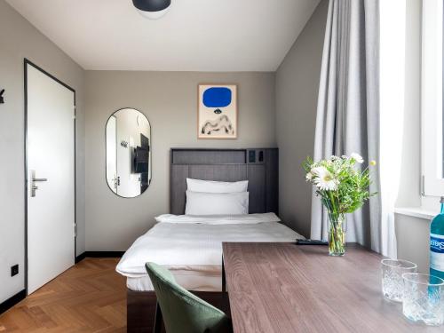 1 twin bed