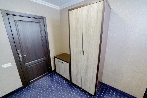 584389246 Welcome Inn Hotel