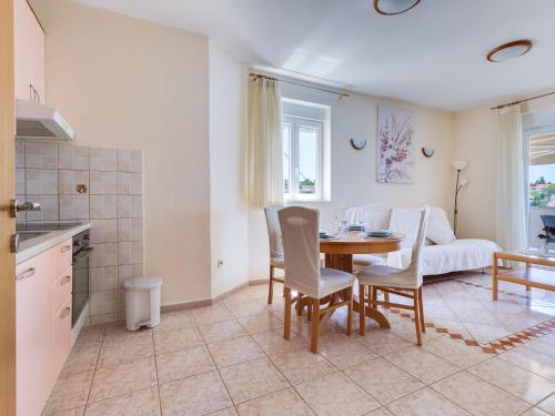 Apartment Daria 3 by Interhome in Obrovac