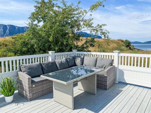 Holiday Home Sjøtun by Interhome in Хілестад