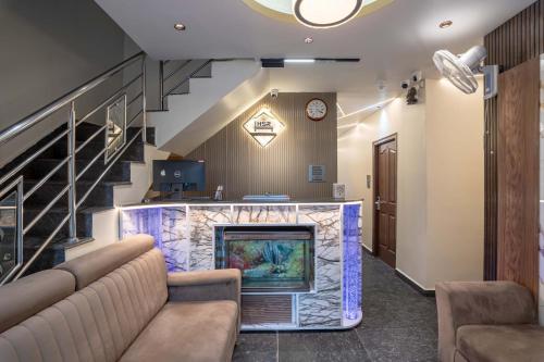 OYO Hotel Subha Residency Near Cubbon Park