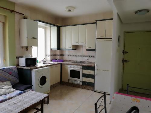 . Cosy Apartment in Leon + Jacuzzi