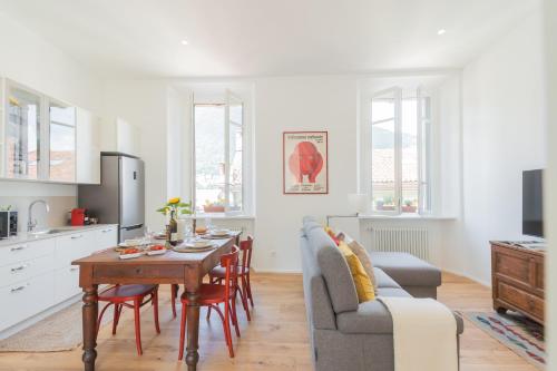 Rooftop Nest in Como city center by Rent All Como - image 5