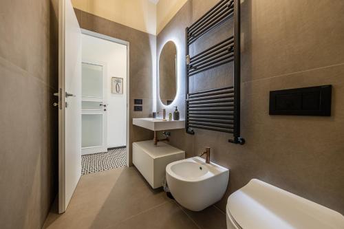 Three-Bedroom Apartment image 10
