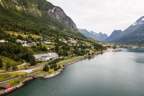 A környék, Olden Fjordhotel in Olden