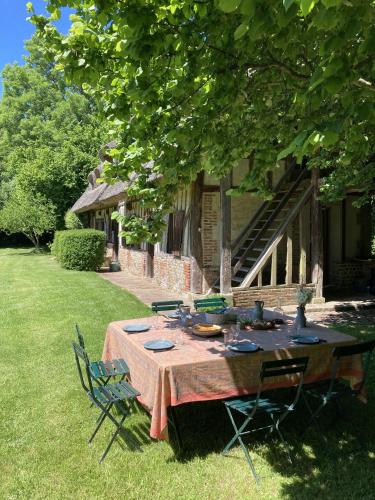 Facilities, Chaumiere de famille in Cormeilles