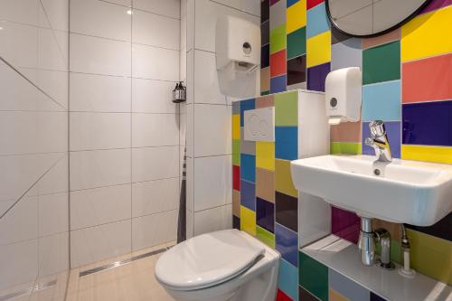 Single Room with Private Bathroom room in Hans Brinker Hostel Amsterdam