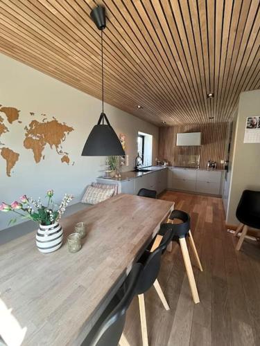 Villa på Jeløya (Villa pa Jeløya) in Moss