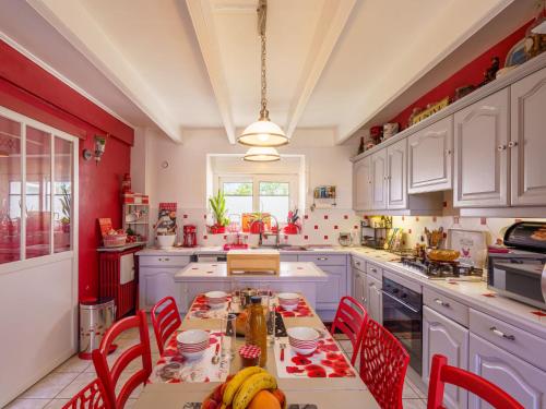 Holiday Home la maison du bonheur by Interhome in Audierne