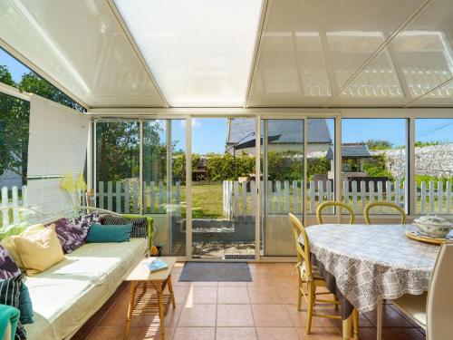 Holiday Home la maison du bonheur by Interhome in Audierne