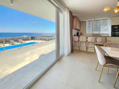 Villa Angela by Interhome in เซเชโว โรกอซนิคโก