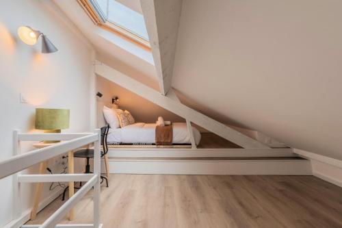 Functional & equipped duplex studio, Old Lille, Lille (foto 4)