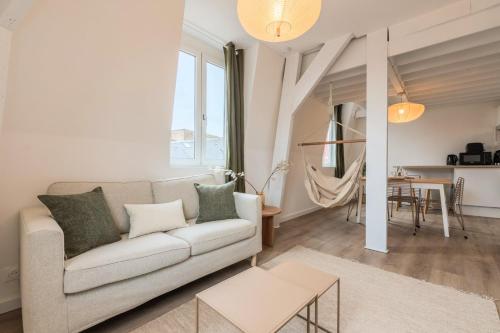 Functional & equipped duplex studio, Old Lille, Lille