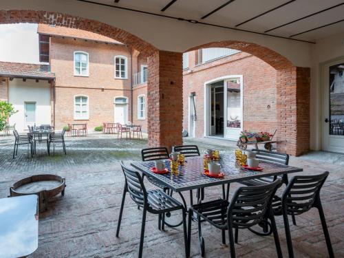 Holiday Home Le Corti di San Rocco by Interhome in Cossombrato