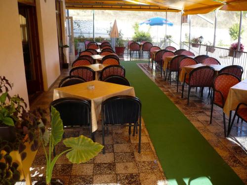 Restorāns, Motel Stara Vrba in Kursumlija