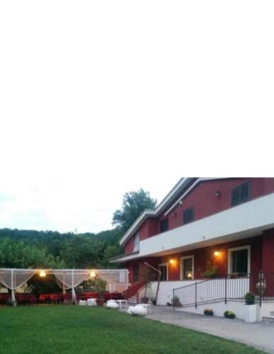 Зовнішній вигляд готелю, Il Melograno Ristorante e B&B Benevento in San Leucio Del Sannio