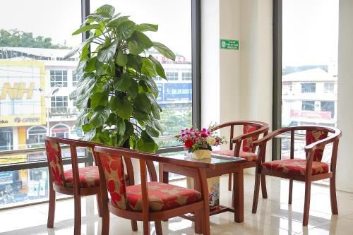 Létesítmények, Khách sạn Nậm Rốm (Khach san Nam Rom) near Dien Bien Phui repülőtér