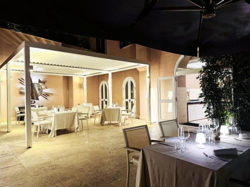 584430222 Hotel Indigo Rome - St. George by IHG