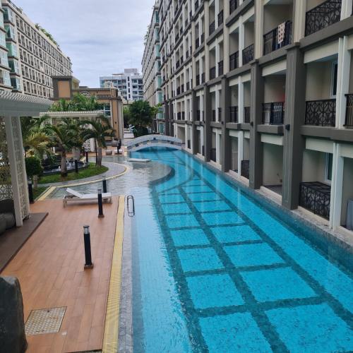 ดุสิตแกรนด์ปาร์ค2 in Sanom