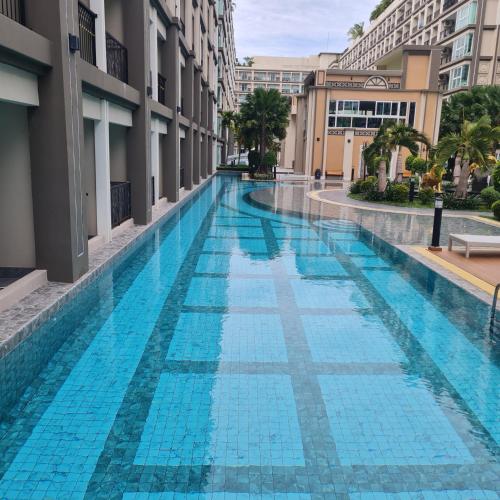 ดุสิตแกรนด์ปาร์ค2 in Sanom