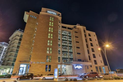 Exterior view, Hotel Bracera in Budva