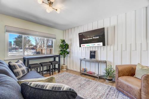 Panoramic Point - Downtown King Full Kitchen