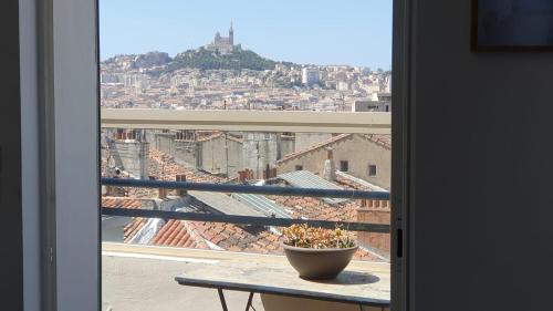 Appartement loft panoramique, Marseille (photo 4)