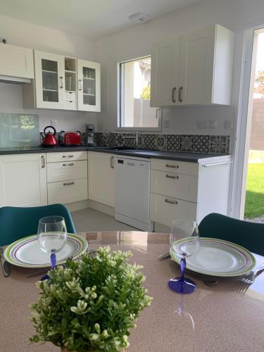 Maison 3 pièces - 2 chambres lits Queen Size avec wifi gîte à louer Héric