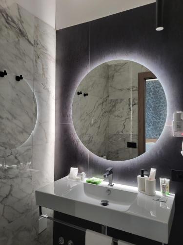 Hotel Maiuri Pompei - image 11