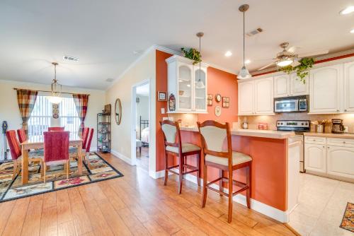 Equestrian Estate with Over 100 Mi Horse Trails in Lecanto, USA