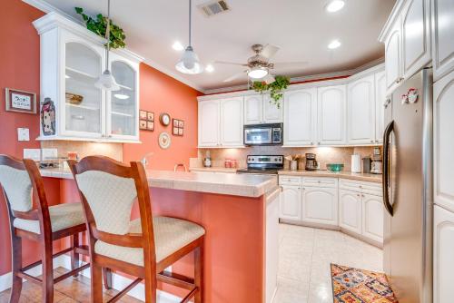 Equestrian Estate with Over 100 Mi Horse Trails in Lecanto, USA