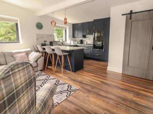 Зовнішній вигляд готелю, Hogans Cottage in Еністімон