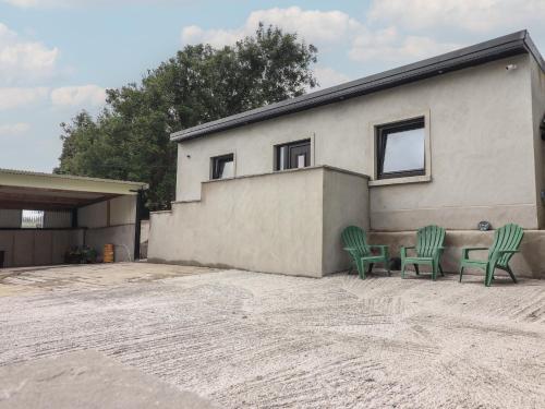 Зовнішній вигляд готелю, Hogans Cottage in Еністімон