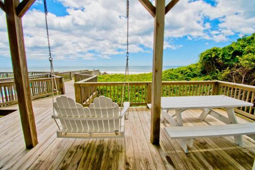 Great Expectations West image