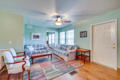 Lecanto House with Deck, Porch and Indoor Pool! in Lecanto, USA