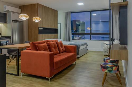 Sapphire Studios: Conforto no Córrego Grande P528 (Sapphire Studios: Conforto no Corrego Grande P528) in 特林達迪