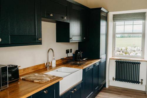 Konyha, No1 Burgie Mains Cottage in Forres