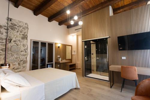 Heraklean Suites Tropea