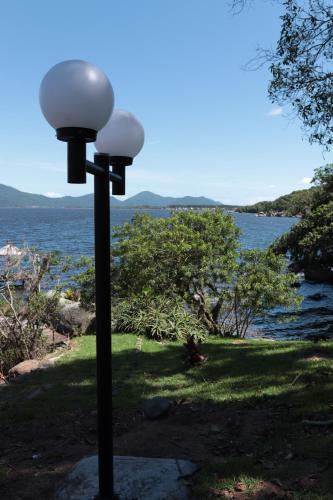 Casa c/ Piscina&Acesso a Lagoa da Conceicao NG0811 in Mole Beach