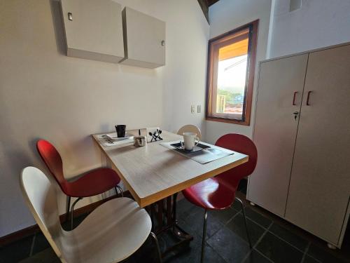 Casa 3 quartos no Itacorubi, Wi-fi 600 mega MV0967 in Itacorubi