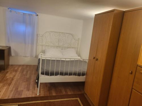 Grzegorzecka Room 3 5